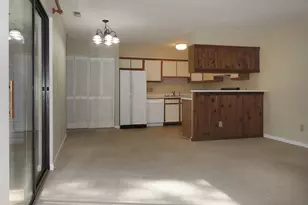 400 Summerwalk Cir, Chapel Hill, NC 27517 - Photo 3