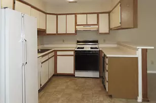 400 Summerwalk Cir, Chapel Hill, NC 27517 - Photo 7