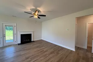 133 Margot Manor Dr, Benson, NC 27504 - Photo 3