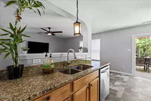 248 Brookhaven Dr, Clayton, NC 27527 - Photo 5