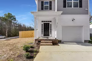717 Utley St, Holly Springs, NC 27540 - Photo 7