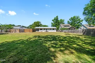 2304 Milburnie Rd, Raleigh, NC 27610 - Photo 43