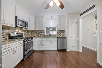 6219 Fountainhead Drive, Raleigh, NC 27609 - Photo 7