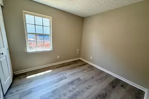 2825 Midway Park Ct, Raleigh, NC 27610 - Photo 7