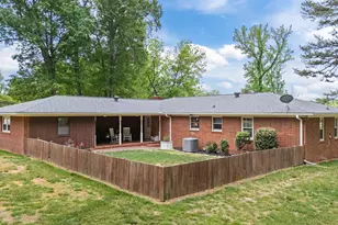 107 Edgewood Dr, Oxford, NC 27565 - Photo 3