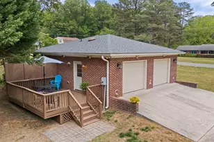 107 Edgewood Dr, Oxford, NC 27565 - Photo 33