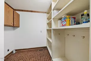 668 Windsor Rd, Chapel Hill, NC 27516 - Photo 29