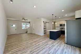 218 George St, Four Oaks, NC 27524 - Photo 5