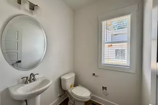 218 George St, Four Oaks, NC 27524 - Photo 11