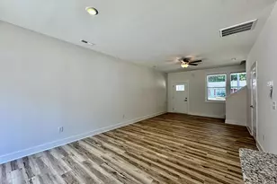 220 George St, Four Oaks, NC 27524 - Photo 7