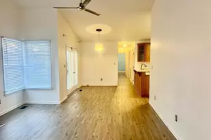 102 Shotts Ct, Cary, NC 27511 - Photo 5