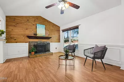 512 Rockvale Court, Benson, NC 27504 - Photo 3
