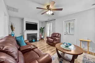 120 Blackthorne Ct, Clayton, NC 27520 - Photo 11