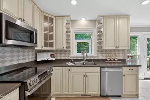 109 Clubstone Ln, Cary, NC 27518 - Photo 13