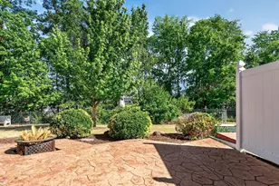 8215 Yaxley Hall Dr, Raleigh, NC 27616 - Photo 29