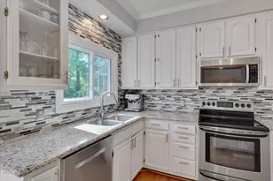 300 Creek Park Dr, Cary, NC 27513 - Photo 39