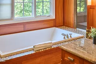 105 Village Gate Dr, Chapel Hill, NC 27514 - Photo 37