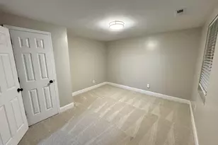 1402 S Williams St, Henderson, NC 27536 - Photo 13