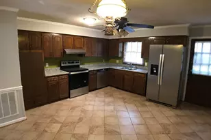 4004 Pepperton Dr, Raleigh, NC 27606 - Photo 7