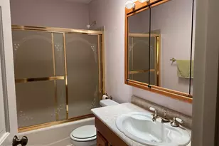 5201 Pine Dr, Raleigh, NC 27606 - Photo 9