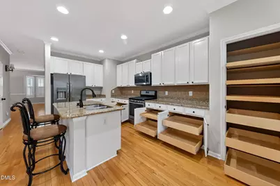 7207 Doverton Court, Raleigh, NC 27615 - Photo 5