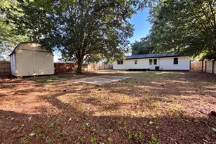 107 Starling St, Pine Level, NC 27568 - Photo 5