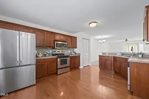 5208 Blue Lagoon Ln, Raleigh, NC 27610 - Photo 9
