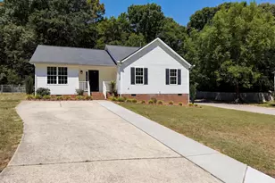 301 Hocutt Dr, Clayton, NC 27520 - Photo 1