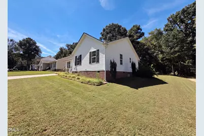 301 Hocutt Drive, Clayton, NC 27520 - Photo 17