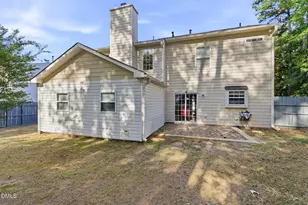 8001 Duck Creek Dr, Raleigh, NC 27616 - Photo 33