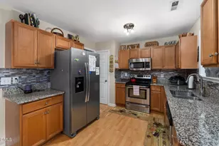 8001 Duck Creek Dr, Raleigh, NC 27616 - Photo 19