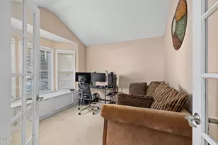 8001 Duck Creek Dr, Raleigh, NC 27616 - Photo 5