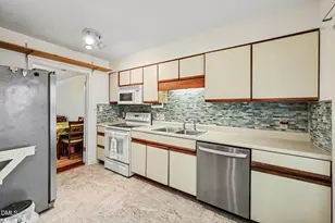 104 Old Stable Ct, Chapel Hill, NC 27514 - Photo 9