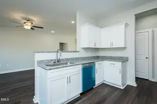 109 Chester Pl, Pikeville, NC 27863 - Photo 5