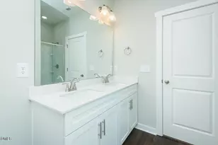 411 E Lee Ave, Yadkinville, NC 27055 - Photo 19