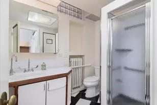 215 Hillcrest Rd, Raleigh, NC 27605 - Photo 57