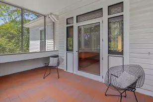 215 Hillcrest Rd, Raleigh, NC 27605 - Photo 79