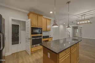 112 Pahlmeyer Pl, Cary, NC 27519 - Photo 23