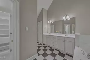 112 Pahlmeyer Pl, Cary, NC 27519 - Photo 27