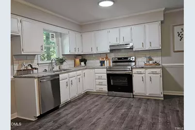 5906 Applewood Lane, Raleigh, NC 27609 - Photo 3