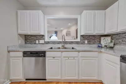 3027 Maple Avenue #Apt D2, Burlington, NC 27215 - Photo 11