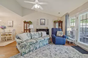3027 Maple Ave, Burlington, NC 27215 - Photo 3