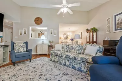 3027 Maple Avenue #Apt D2, Burlington, NC 27215 - Photo 5