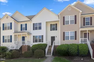106 Piccadilly Ct, Clayton, NC 27520 - Photo 3