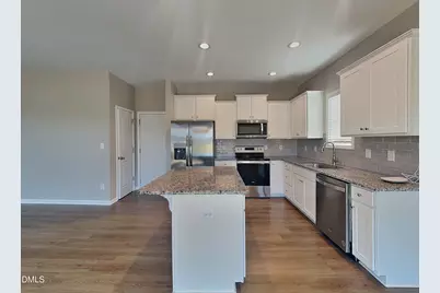 50 Greenhouse Street, Zebulon, NC 27597 - Photo 5