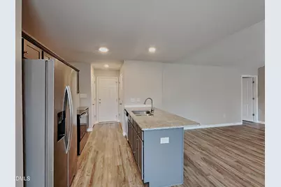 132 Winter Red Way, Benson, NC 27504 - Photo 5