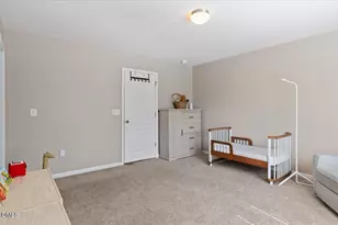 100 Stratford Lakes Dr, Durham, NC 27713 - Photo 17