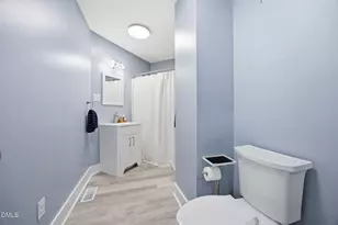 8308 Belgium Dr, Raleigh, NC 27606 - Photo 31
