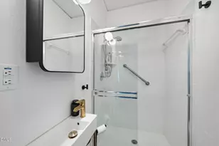 2235 The Cir, Raleigh, NC 27608 - Photo 37