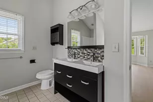 4305 Bartholomew Cir, Raleigh, NC 27604 - Photo 25